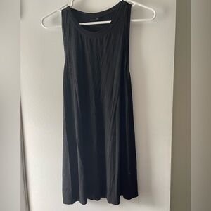 OVERSIZED BLACK WORKOUT/TANK W/ ROUCHING ON THE BACK - LADIES SIZE LARGE